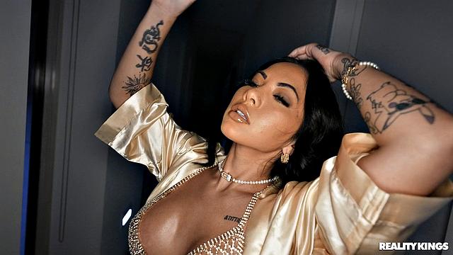 The Splendor in Gold Lingerie