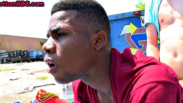 Ebony stud pulled public fucked outdoor by white top