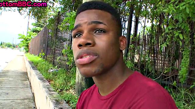 Ebony stud pulled public fucked outdoor by white top