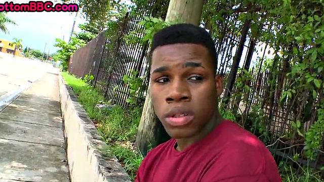 Ebony stud pulled public fucked outdoor by white top