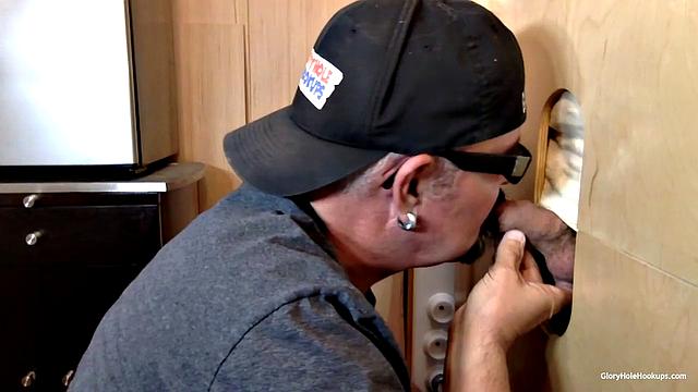 Gloryhole Dick Sucking Treat