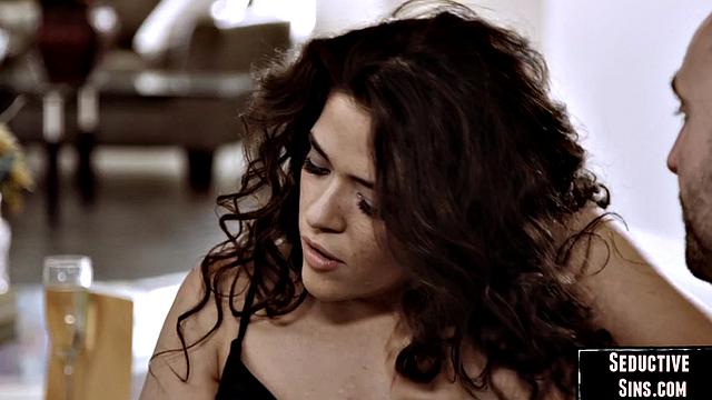 Big ass petite babe smashed by lover