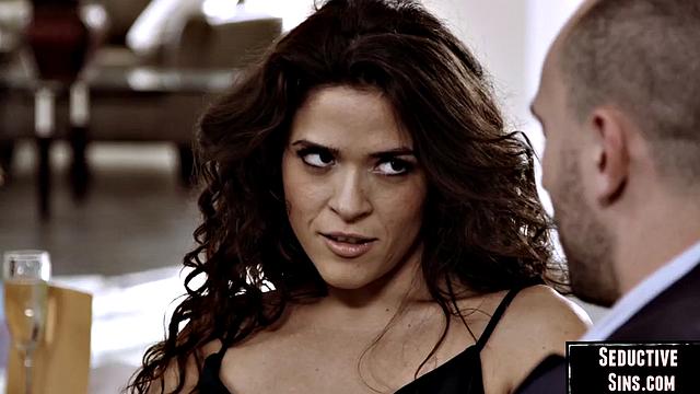 Big ass petite babe smashed by lover