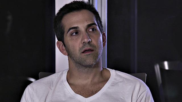 Джиллиан Джансон признаётся мужу в жарком офисном трахае