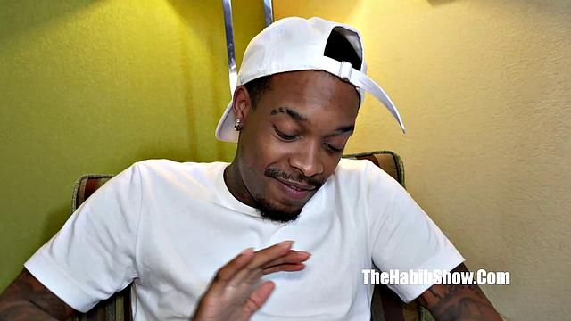 ambitious booty loves to deepthroat on pimpininahbonnet