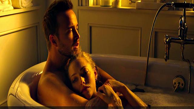 Amanda Seyfried in underwear rough sex