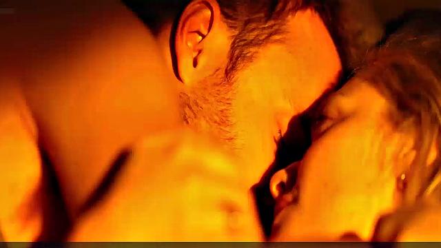 Amanda Seyfried in underwear rough sex