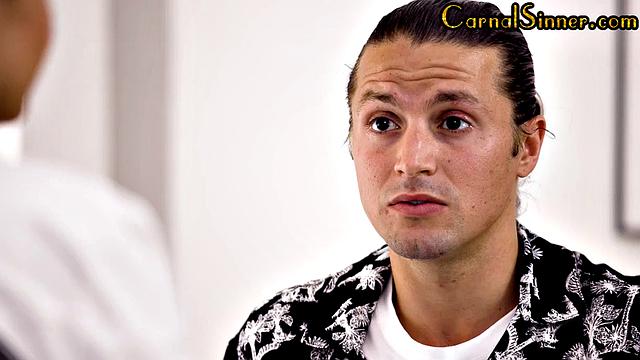 Cockhungry Milf gets Pussy Eaten in 69