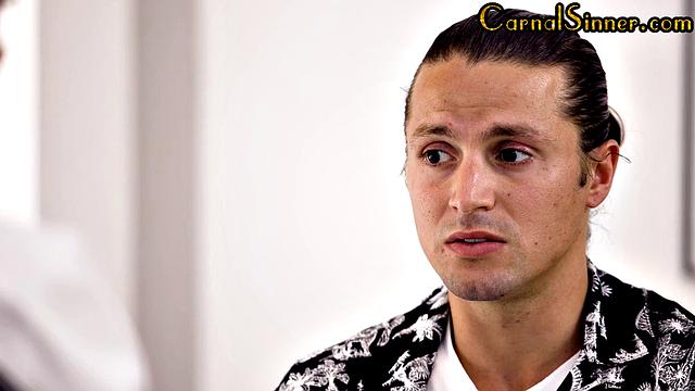 Cockhungry Milf gets Pussy Eaten in 69