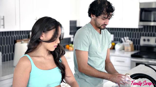 Swap Family Gets - S6:E6