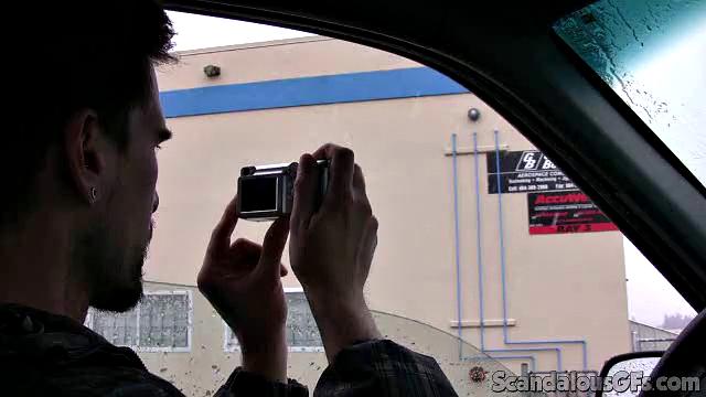 Sexy GF Shows Her Pussy In The Car