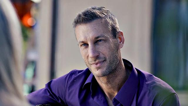 Babe bounces on cock after pussylicking