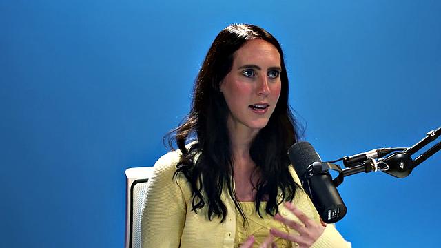 Big ass bae fingering pussy after casting