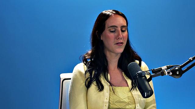 Big ass bae fingering pussy after casting