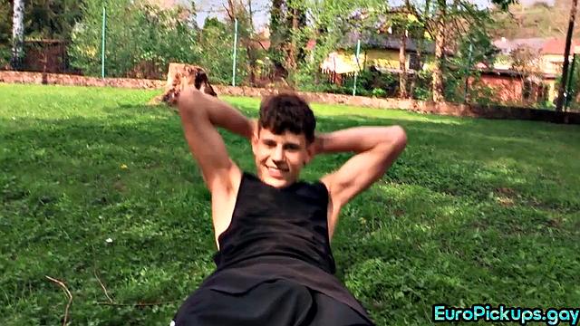 Skinny cute 21yo deepthroating