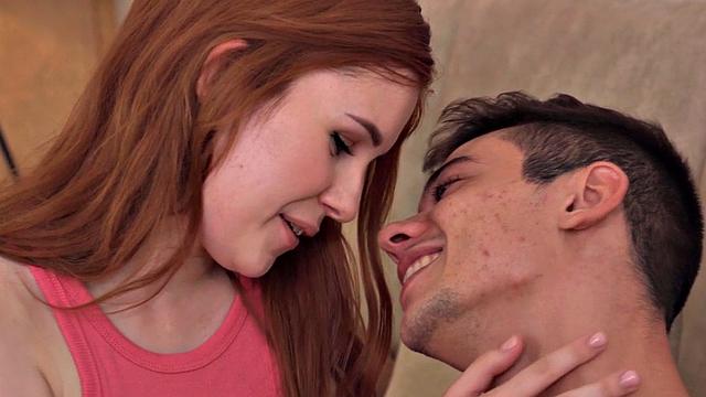 Cute 21yo sinner sucks her BF passionately before doggystyle