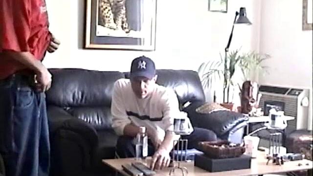 Горячий гей-минет для Энрике, когда хочется еще и еще.