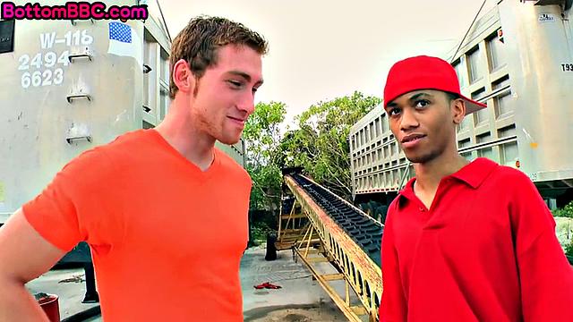 Poor ebony giving head to white lad