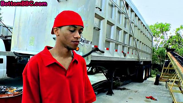 Poor ebony giving head to white lad