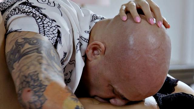 Sinner babe pounded in doggystyle by her lover