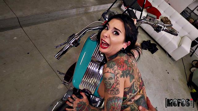 Squirting Biker Babe Fucks Mechanic