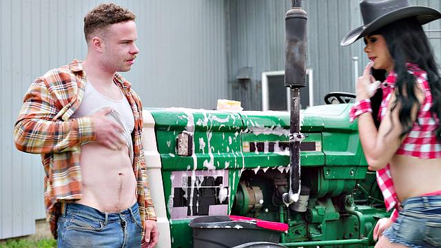 HETEROFLEXIBLE - Hung Cowboy Marcus McNeil CRAVING Cowgirl Femboy Sydney's Tight Hole