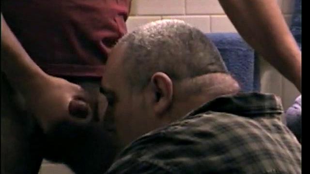 Straight Zack Cums On Face