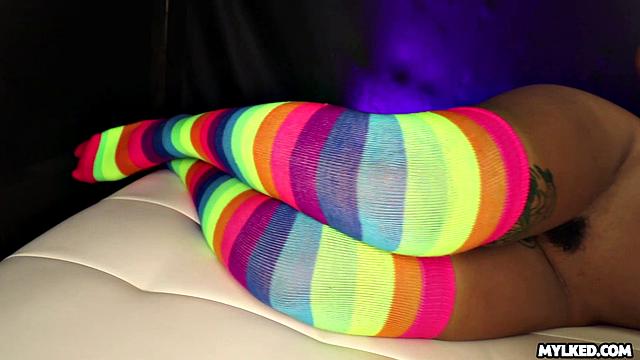 Big Cumshot - Maya Farrell