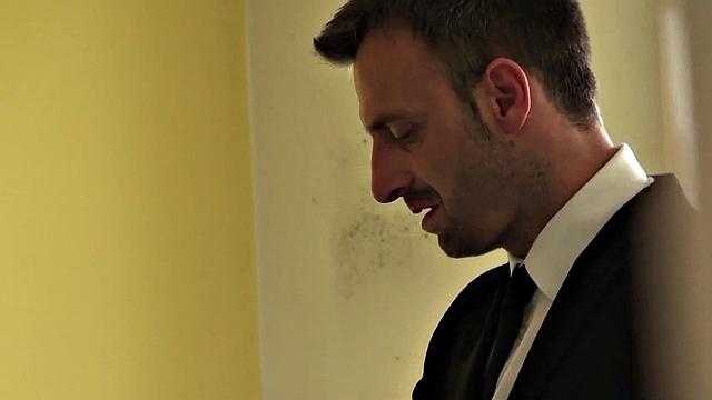 British whore Skyler McKay wants to eat jizz after rough sex