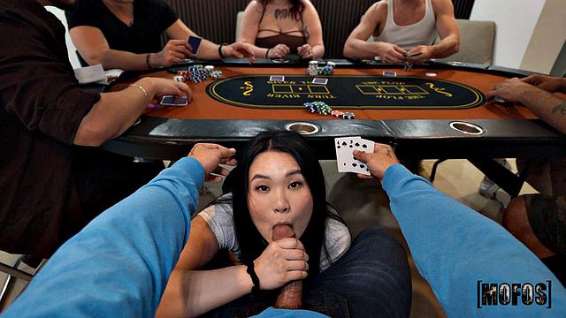 Hold Em, Fold Em, or Sex Em