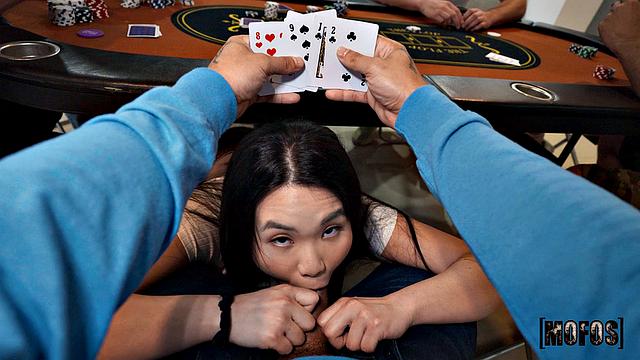 Hold Em, Fold Em, or Sex Em