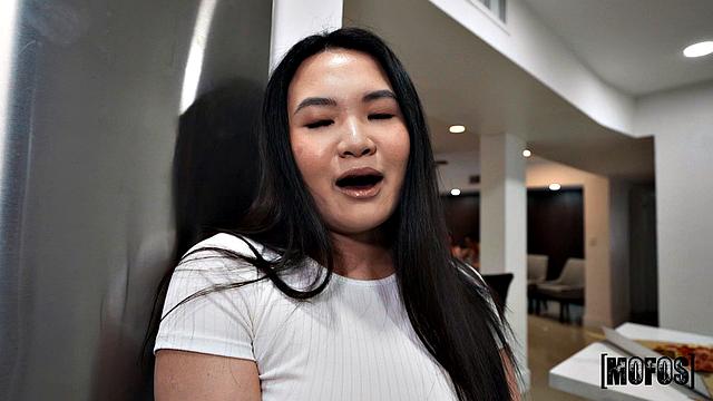 Hold Em, Fold Em, or Sex Em