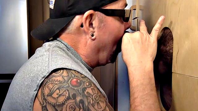 Horny 21 Year Old At The Glory Hole