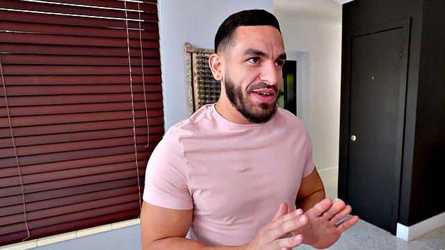 Bitchy MILF enjoys blowing dick b4 fucking hardcore