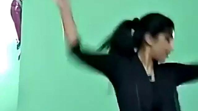 Ajina Menon Sexy Black Frock Tik Tok Actress 1
