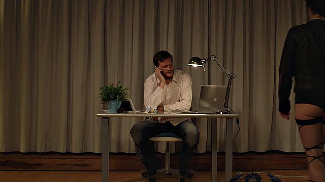 Voyeur watches IR sluts fucked in anal 3some by BBC