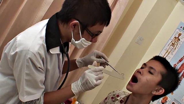 Orient amateur twink fucked and pissed at doctor's infirmary