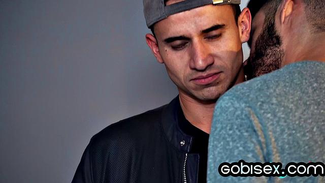 Pervy blonde pleasing bisex guys