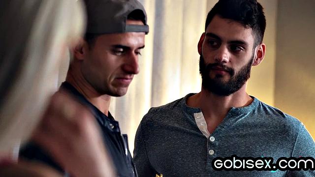 Pervy blonde pleasing bisex guys