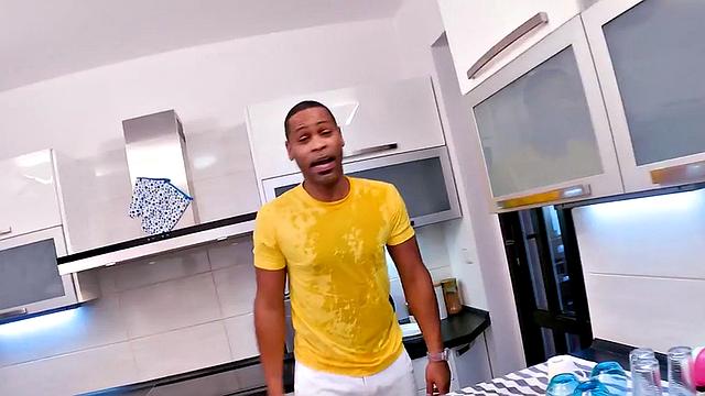 Big ebony babe banged in kitchen after pussylicking