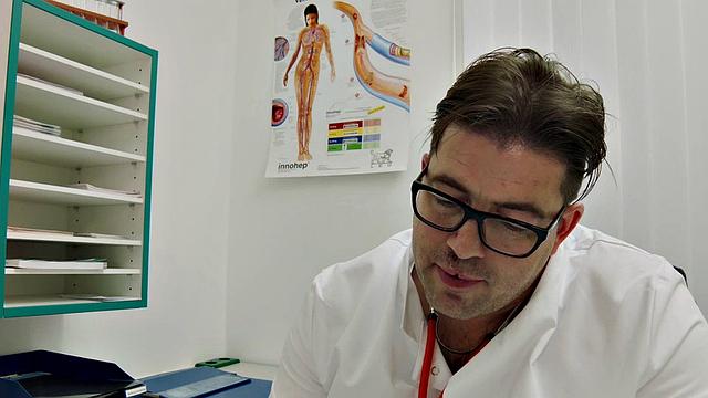 Dr. Lust - Cum On The Nurse