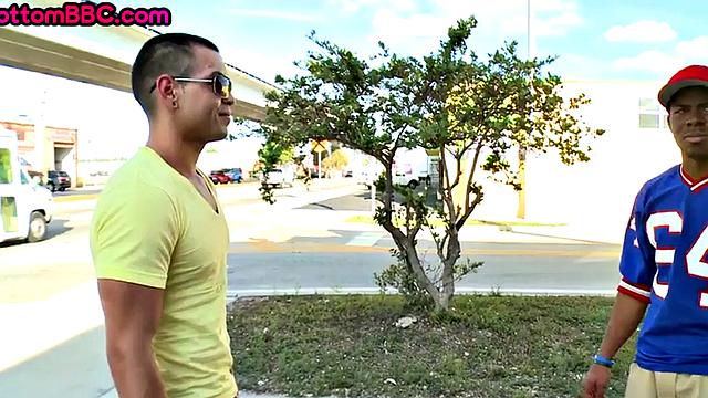 Pickedup straight black cocksucking white