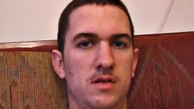 Каспер сгорает от страсти в мощной дрочке