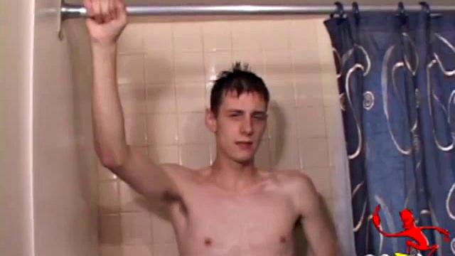 This hot solo jerk off scene starts with young Skylerr naked in the shower and stroking his cock. A few well placed fingers provide the stimulation he needs to edge himself closer and closer to climax.