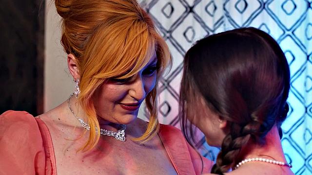 Masseuse gets her pussy eaten by redhead MILF on massage table