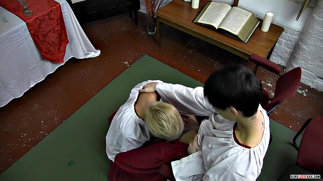 Hot Choir Makes A Milky Mess - Nail Brooks &amp;amp; Skye Romeo