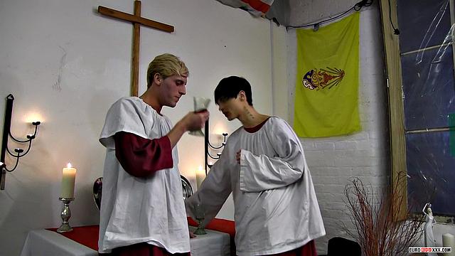 Hot Choir Makes A Milky Mess - Nail Brooks &amp;amp; Skye Romeo