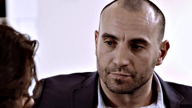 Classy big-booty babe passionately riding lover's cock