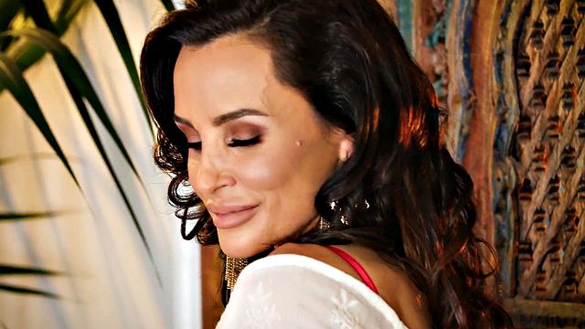 Red & Lace Masturbator