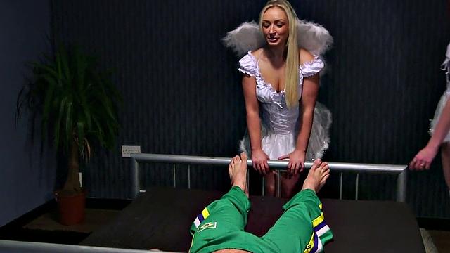 CFNM euro babes give heavenly blowjob to hung sub